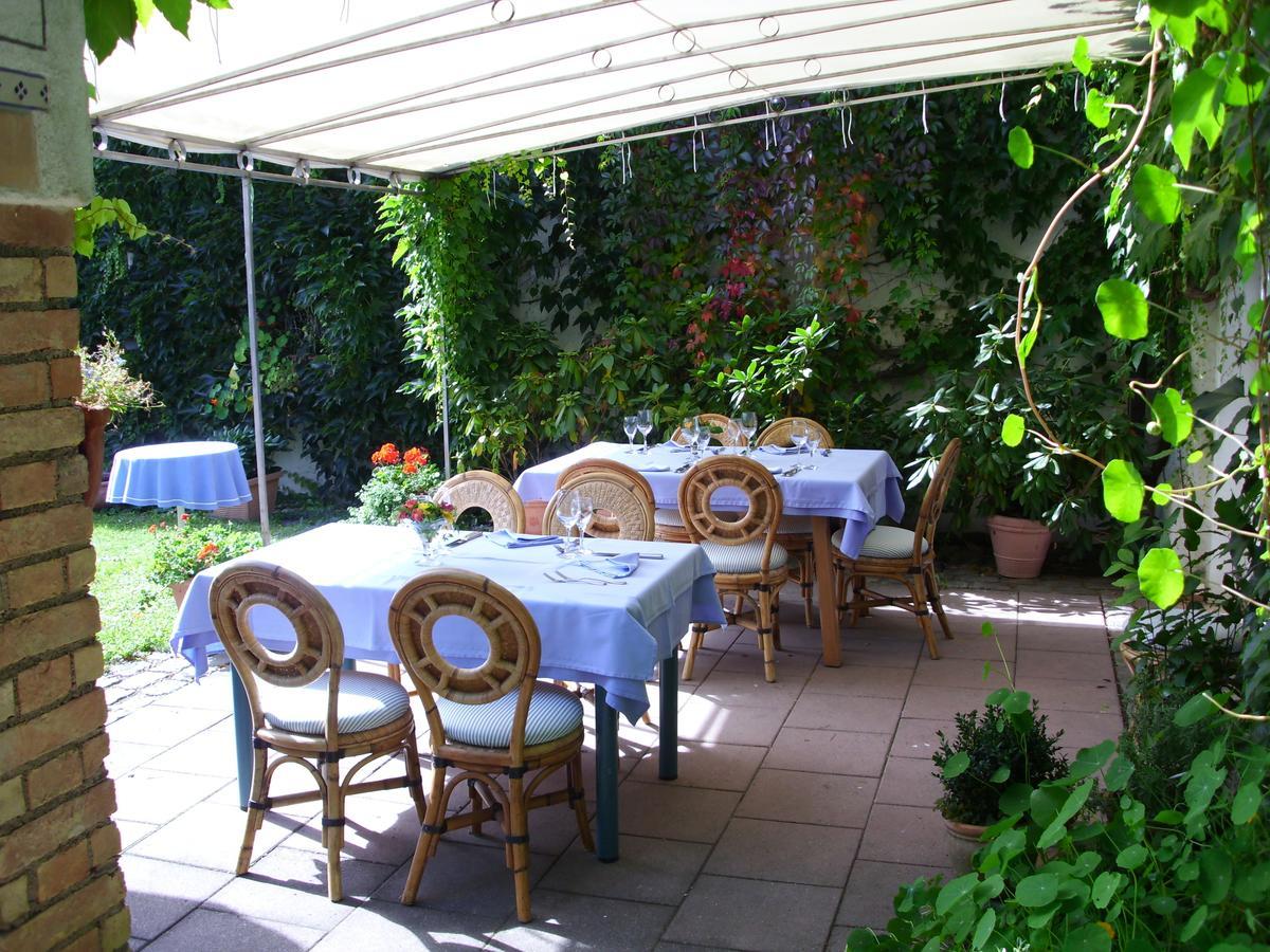 Landhotel Gut Greifhof Heiligenborn Екстериор снимка